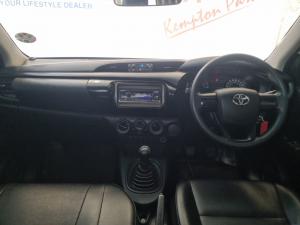 Toyota Hilux 2.0 single cab S (aircon) - Image 6