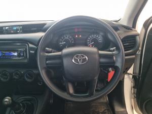 Toyota Hilux 2.0 single cab S (aircon) - Image 8