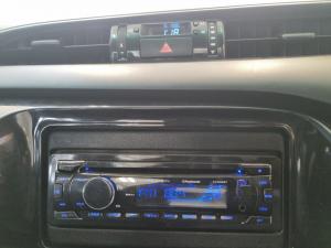Toyota Hilux 2.0 single cab S (aircon) - Image 10