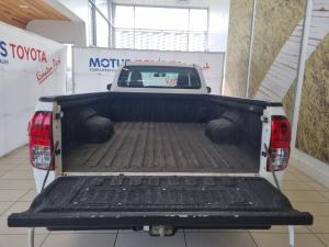 Toyota Hilux 2.0 single cab S (aircon) - Image 13