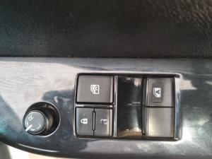 Toyota Hilux 2.0 single cab S (aircon) - Image 18