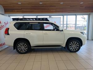 Toyota Land Cruiser Prado 2.8GD VX-L - Image 3