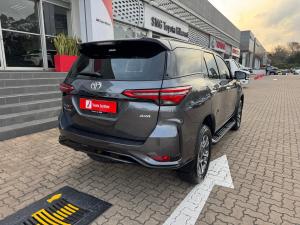 Toyota Fortuner 2.8GD-6 48V 4x4 VX - Image 2