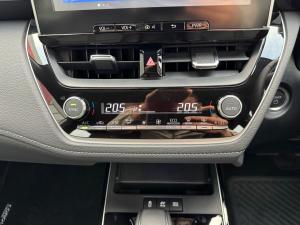 Toyota Corolla Cross 1.8 HEV XR - Image 14