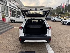 Toyota Corolla Cross 1.8 HEV XR - Image 17