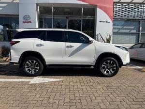 Toyota Fortuner 2.8GD-6 4x4 VX - Image 3