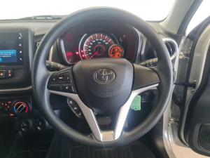 Toyota Vitz 1.0 XR auto - Image 8