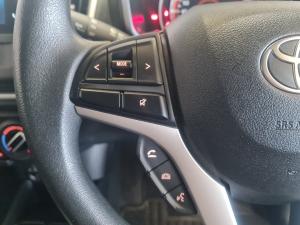 Toyota Vitz 1.0 XR auto - Image 9