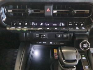 Toyota Land Cruiser Prado 2.8GD VX-R - Image 15