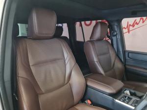 Toyota Land Cruiser Prado 2.8GD VX-R - Image 16