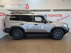 Toyota Land Cruiser Prado 2.8GD VX-R - Image 3