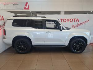 Toyota Land Cruiser Prado 2.8GD VX-L - Image 3