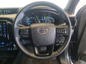 Toyota Hilux 2.8GD-6 double cab 4x4 Legend auto - Image 8