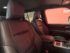 Toyota Prado TX 2.8GD automatic - Image 9