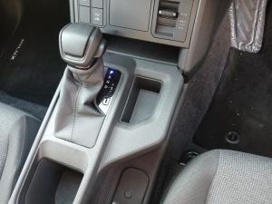 Toyota Hilux 2.8 GD-6 RB SRX automaticD/C - Image 12