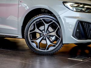 Audi A1 Sportback 30 Tfsi Black Edition S-Tronic - Image 11
