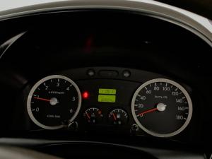 Hyundai H100 2.6DF/C D/S - Image 13