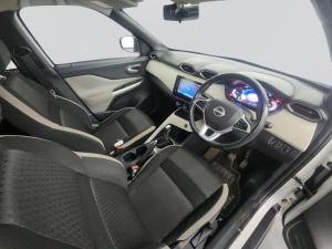 Nissan Magnite 1.0T Acenta CVT - Image 7