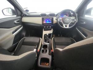 Nissan Magnite 1.0T Acenta CVT - Image 9