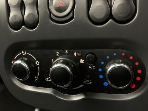 Nissan NP200 1.6 Safety PackS/C - Image 11