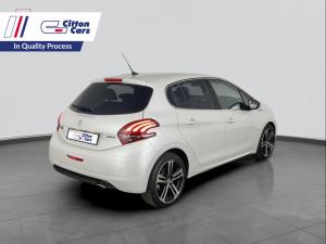 Peugeot 208 1.2T Puretech GT Line automatic 5-Door - Image 5
