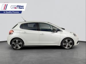 Peugeot 208 1.2T Puretech GT Line automatic 5-Door - Image 6