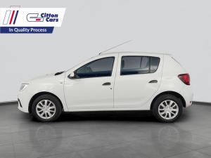 Renault Sandero 900 T Expression - Image 2