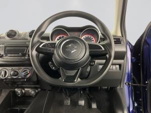 Suzuki Swift 1.2 GL - Image 16
