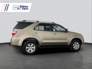 Toyota Fortuner 3.0D-4D Raised Body - Image 6
