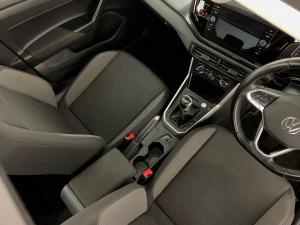 Volkswagen Polo 1.0 TSI Life - Image 18