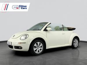 Volkswagen Beetle 2.0 Cabriolet - Image 1