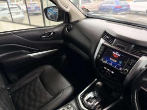Nissan Navara 2.5DDTI LE/LE Plus 4X4 automatic D/C - Image 15
