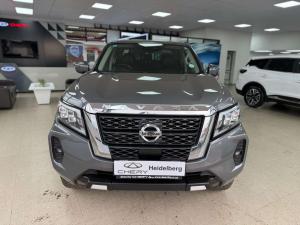 Nissan Navara 2.5DDTI LE/LE Plus 4X4 automatic D/C - Image 2
