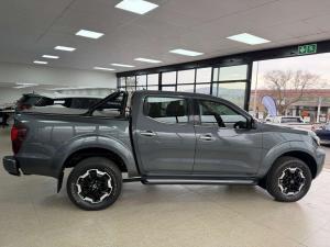Nissan Navara 2.5DDTI LE/LE Plus 4X4 automatic D/C - Image 5