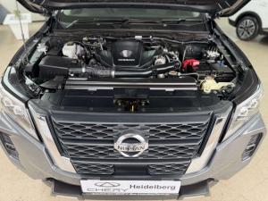 Nissan Navara 2.5DDTI LE/LE Plus 4X4 automatic D/C - Image 8