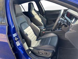 Volkswagen Golf R - Image 14