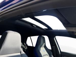 Volkswagen Golf R - Image 21