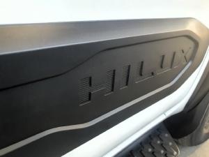 Toyota Hilux 2.8GD-6 double cab 4x4 Raider auto - Image 15