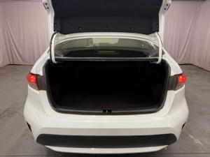 Toyota Corolla 2.0 XR auto - Image 12