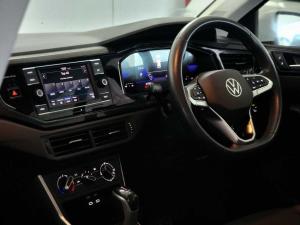 Volkswagen Polo hatch 1.0TSI Life auto - Image 20