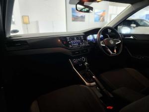 Volkswagen Polo hatch 1.0TSI Life auto - Image 21