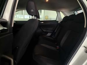 Volkswagen Polo hatch 1.0TSI Life auto - Image 22