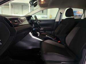 Volkswagen Polo hatch 1.0TSI Life auto - Image 29