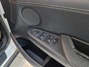 BMW X3 xDrive20d - Image 14