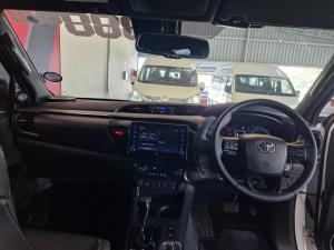 Toyota Hilux 2.8GD-6 double cab Legend auto - Image 25