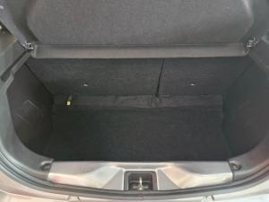 Toyota Vitz 1.0 XR manual - Image 15