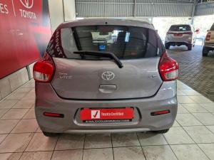 Toyota Vitz 1.0 XR manual - Image 6