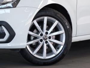 Volkswagen Polo Vivo hatch 1.6 Style - Image 4