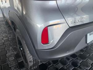 Renault Kwid 1.0 10 Anniversary Edition auto - Image 12