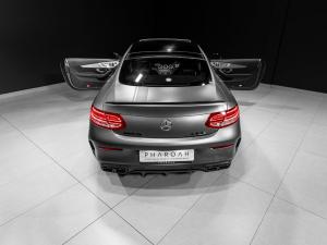 Mercedes-Benz C-Class C63 S coupe - Image 24